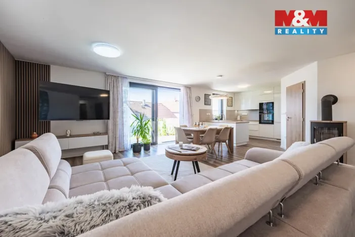 Prodej rodinného domu, Kamenice nad Lipou, Dobšova, 210 m2