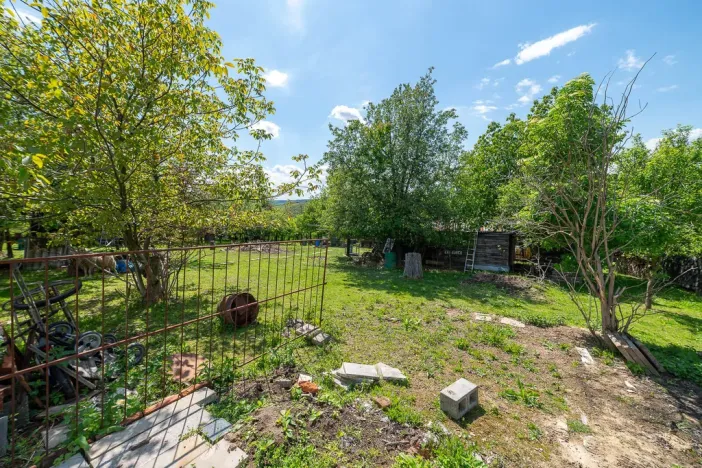 Prodej zahrady, Zlín - Salaš, 2296 m2