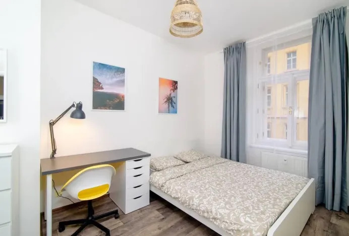 Pronájem bytu 2+kk, Praha - Karlín, Sokolovská, 50 m2