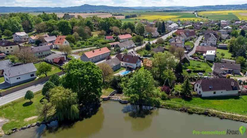 Prodej rodinného domu, Osek, 192 m2