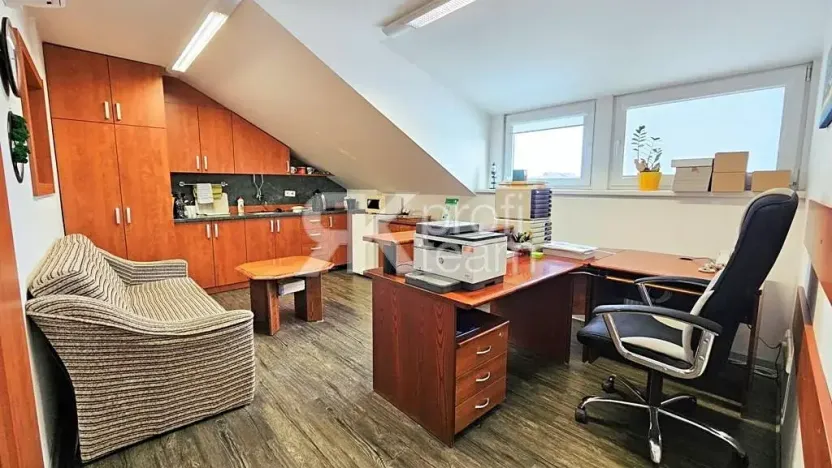 Prodej činžovního domu, Opava, Slezská, 1300 m2
