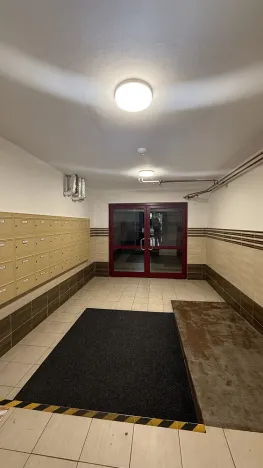 Pronájem bytu 2+1, Ostrava - Poruba, Nálepkovo náměstí, 66 m2