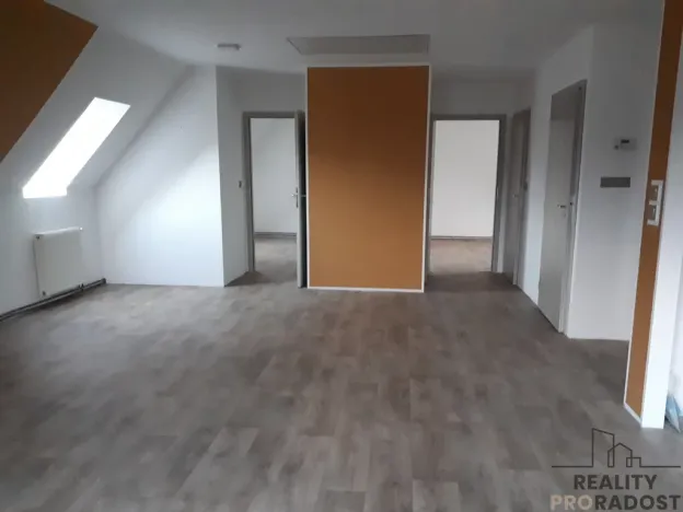Pronájem bytu 3+kk, Děčín, Slovanská, 83 m2