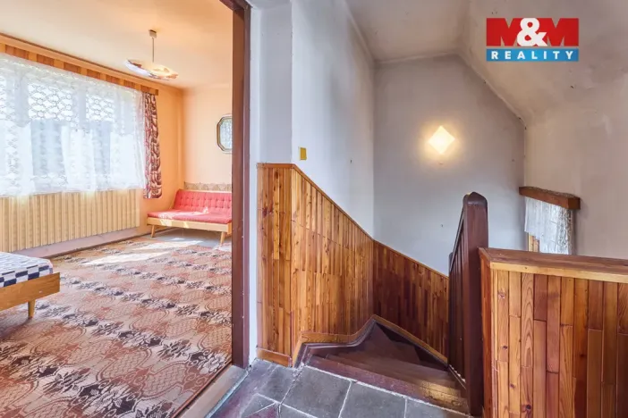 Prodej rodinného domu, Dvůr Králové nad Labem, Sochorova, 200 m2