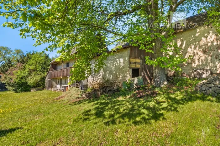 Prodej zemědělské usedlosti, Dolní Stakory, 300 m2