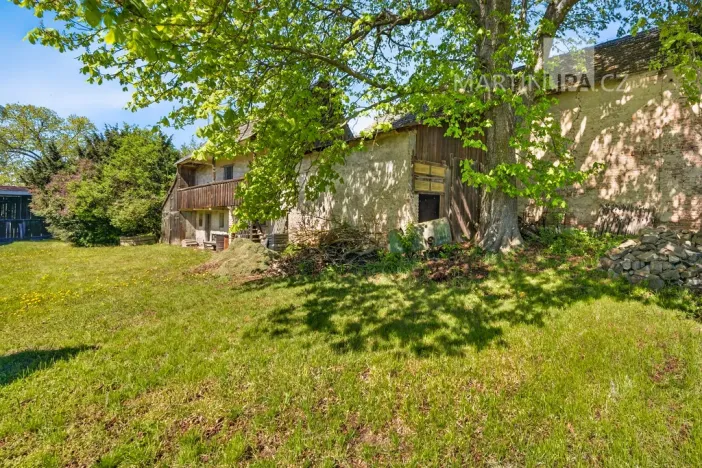 Prodej zemědělské usedlosti, Dolní Stakory, 300 m2