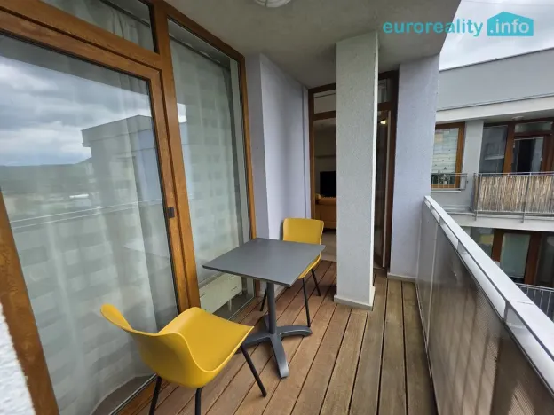 Pronájem bytu 2+kk, Králův Dvůr, Na Horizontu, 49 m2