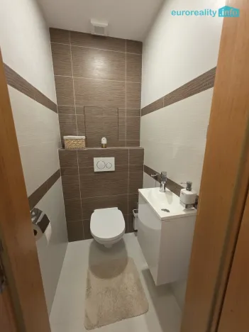 Pronájem bytu 2+kk, Králův Dvůr, Na Horizontu, 49 m2