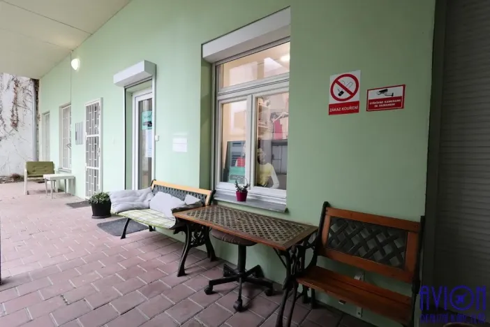 Pronájem obchodního prostoru, Praha - Karlín, Křižíkova, 22 m2