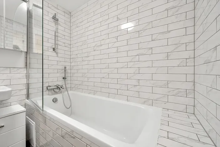 Pronájem bytu 2+kk, Praha, Sokolovská, 56 m2