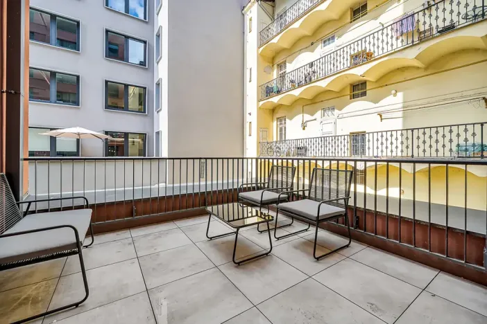 Pronájem bytu 2+kk, Praha, Sokolovská, 56 m2