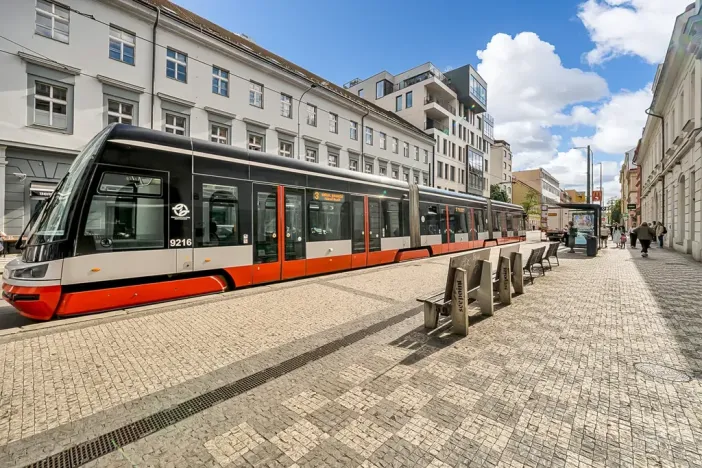 Pronájem bytu 2+kk, Praha, Sokolovská, 56 m2