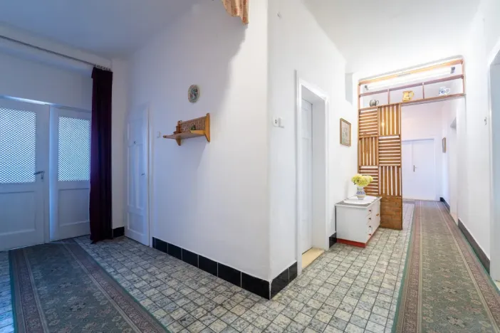 Prodej bytu 4+1, Zásmuky, Pražská, 153 m2