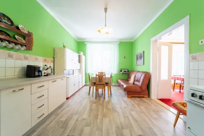Prodej bytu 4+1, Zásmuky, Pražská, 153 m2