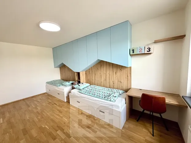 Pronájem bytu 4+kk, Praha - Modřany, Mezi vodami, 123 m2