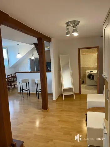 Pronájem bytu 2+kk, Praha - Vršovice, Bělocerkevská, 60 m2