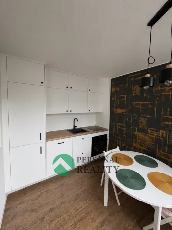 Pronájem bytu 3+1, Praha - Střížkov, Českolipská, 55 m2