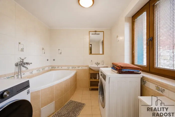 Prodej rodinného domu, Leština, 180 m2