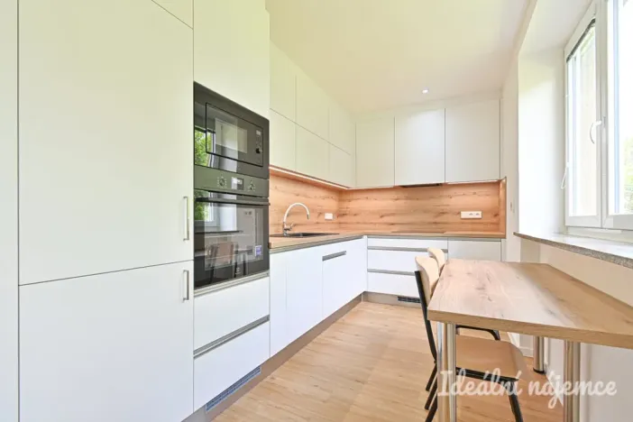 Pronájem bytu 3+kk, Brno, Rezkova, 72 m2