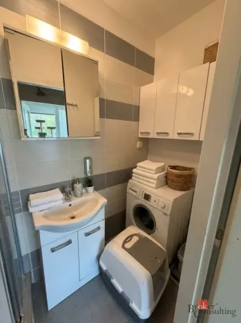Prodej bytu 2+1, Praha - Bohnice, Hlivická, 61 m2