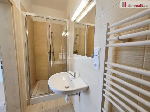 Pronájem bytu 2+kk, Praha - Hloubětín, V chaloupkách, 45 m2