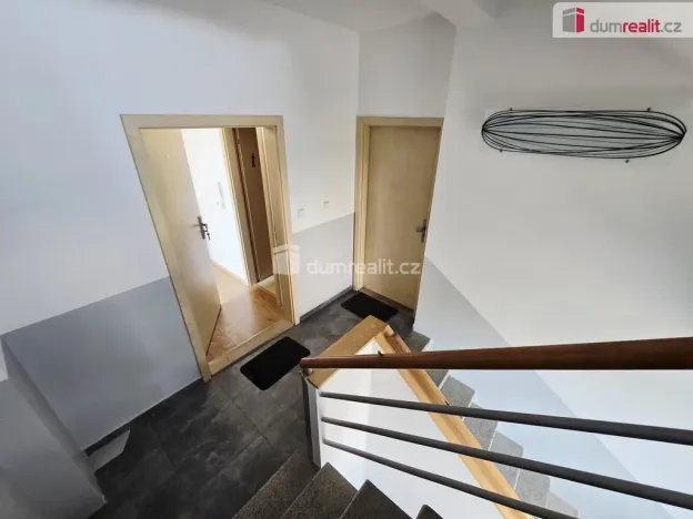 Pronájem bytu 2+kk, Praha - Hloubětín, V chaloupkách, 45 m2