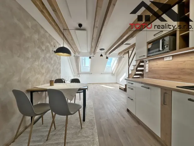 Pronájem bytu 3+kk, Jaroměř, Královédvorská, 66 m2