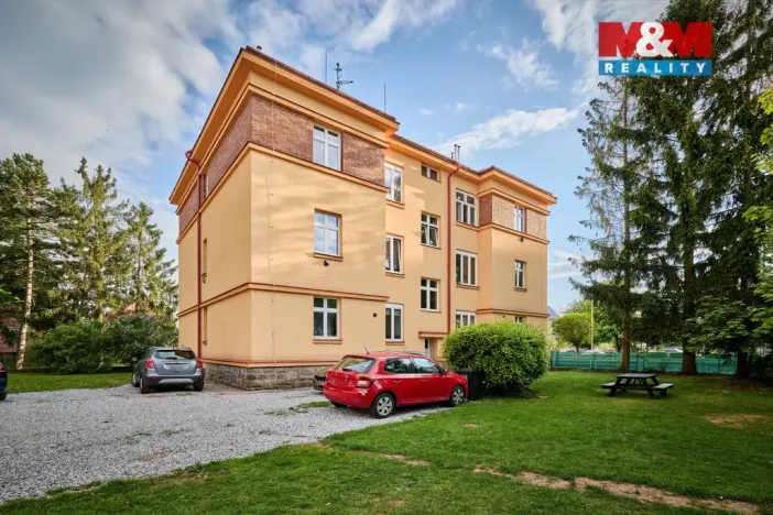 Prodej bytu 2+1, Trutnov - Horní Předměstí, Komenského, 69 m2