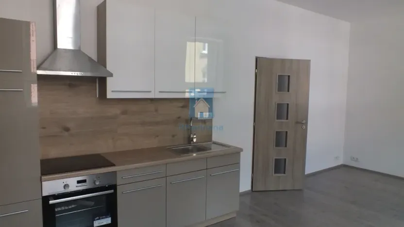 Pronájem bytu 2+kk, Plzeň, Rubešova, 54 m2