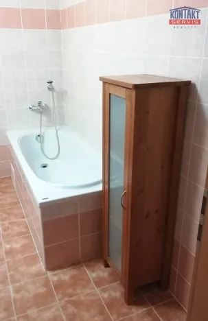 Pronájem bytu 2+kk, České Budějovice, U Trojice, 64 m2