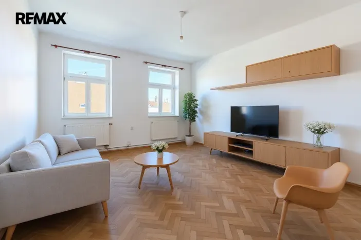 Pronájem bytu 1+1, Praha - Holešovice, Letohradská, 40 m2