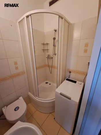 Pronájem bytu 1+1, Praha - Holešovice, Letohradská, 40 m2