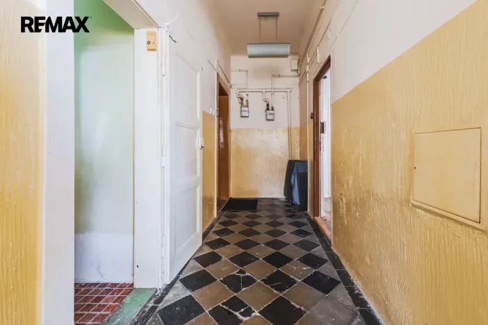 Pronájem bytu 1+1, Praha - Holešovice, Letohradská, 40 m2