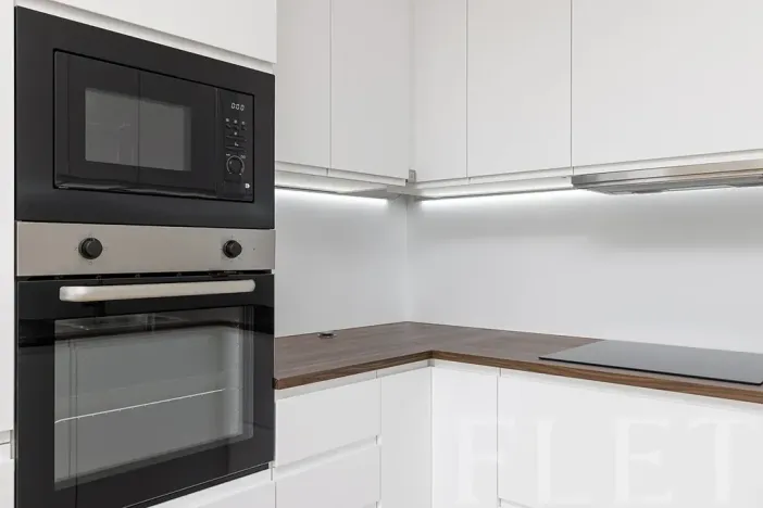 Pronájem bytu 2+kk, Praha - Hloubětín, Waltariho, 52 m2