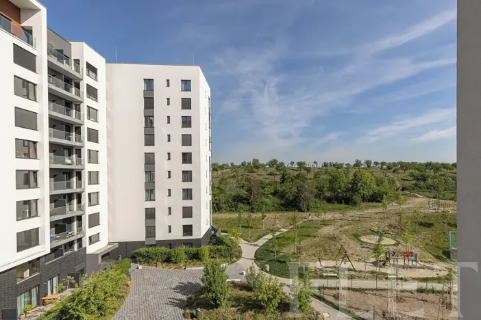 Pronájem bytu 1+kk, Praha - Hrdlořezy, V třešňovce, 36 m2