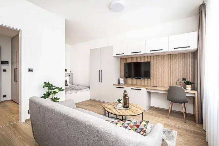 Pronájem bytu 1+kk, Praha - Karlín, Pobřežní, 35 m2