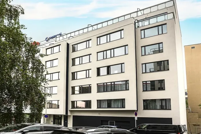 Pronájem bytu 1+kk, Praha - Karlín, Pobřežní, 35 m2