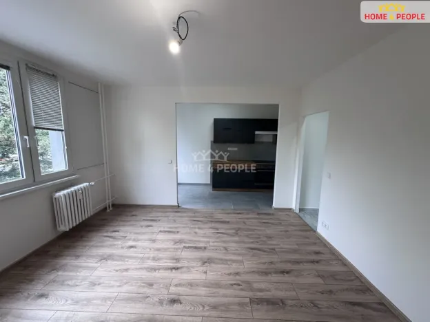 Pronájem bytu 3+1, Praha - Háje, Novomeského, 64 m2