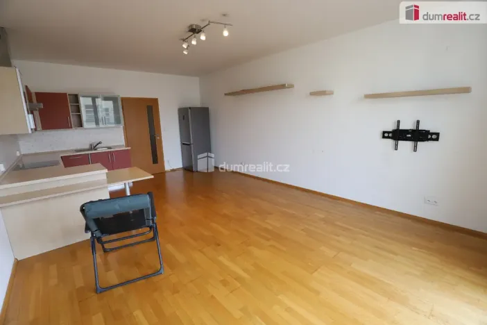 Pronájem bytu 2+kk, Praha - Žižkov, Jeseniova, 60 m2