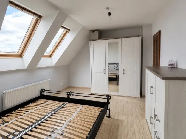 Pronájem bytu 2+kk, Králův Dvůr - Počaply, 60 m2