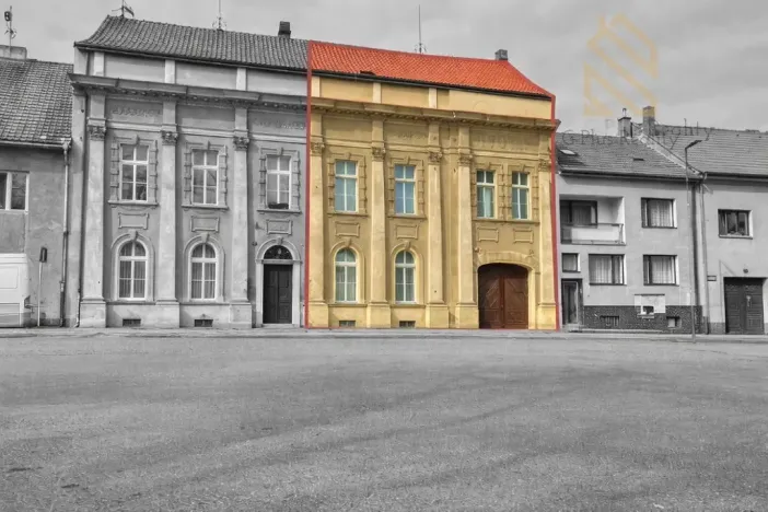 Prodej vícegeneračního domu, Kostelec nad Labem, nám. Komenského, 120 m2
