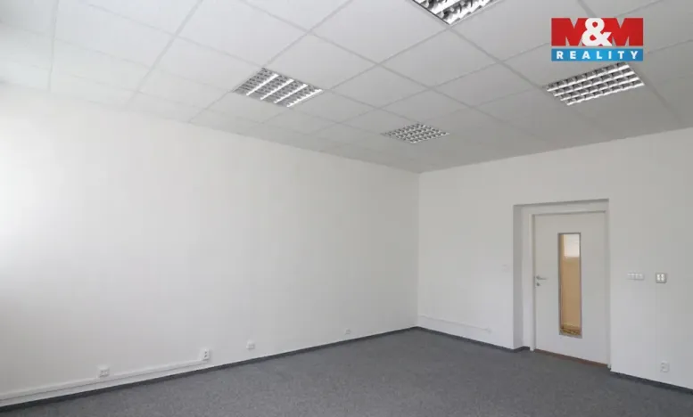 Pronájem kanceláře, Česká Lípa, Bendlova, 215 m2