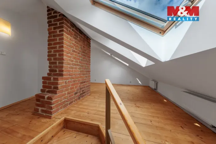 Prodej bytu 2+kk, Plzeň - Jižní Předměstí, Klatovská třída, 66 m2