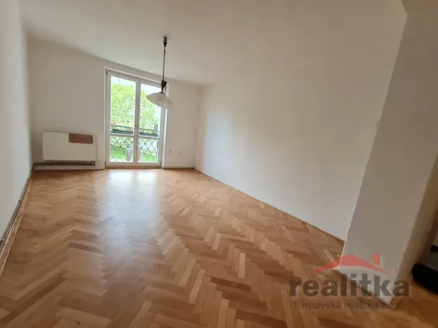 Pronájem bytu 2+1, Opava - Město, náměstí Osvoboditelů, 51 m2