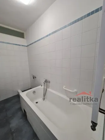 Pronájem bytu 2+1, Opava - Město, náměstí Osvoboditelů, 51 m2