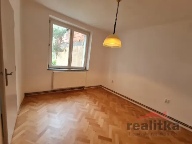 Pronájem bytu 2+1, Opava - Město, náměstí Osvoboditelů, 51 m2