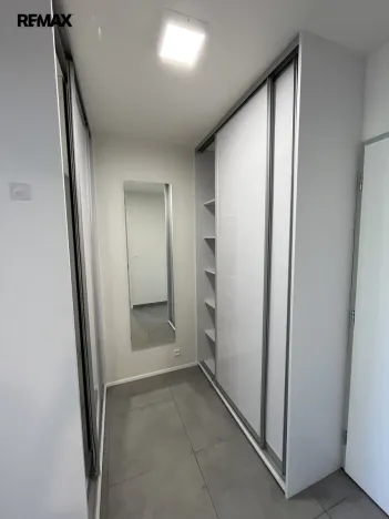 Pronájem bytu 1+kk, Zlín, Čepkovská, 28 m2