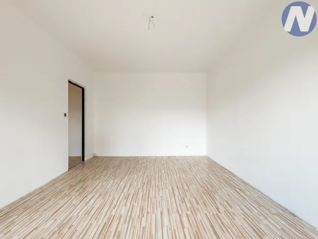 Prodej bytu 3+1, Volary, Sídl. Míru, 70 m2