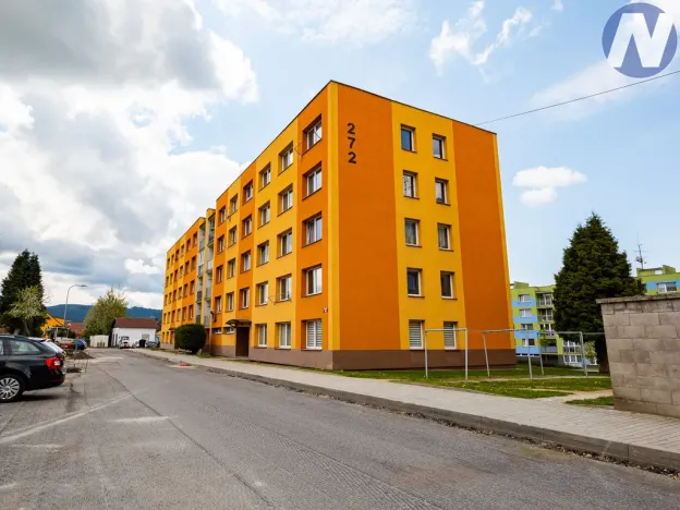 Prodej bytu 3+1, Volary, Sídl. Míru, 70 m2