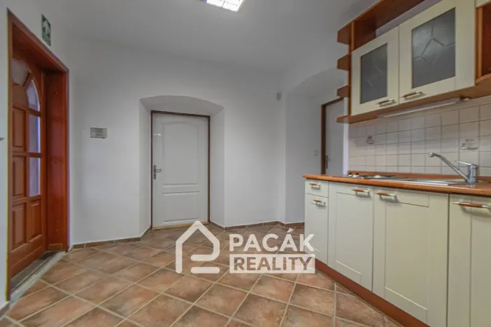 Pronájem kanceláře, Olomouc, Jilemnického, 660 m2